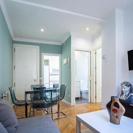 Apartamentos Dali Madrid Dış mekan fotoğraf