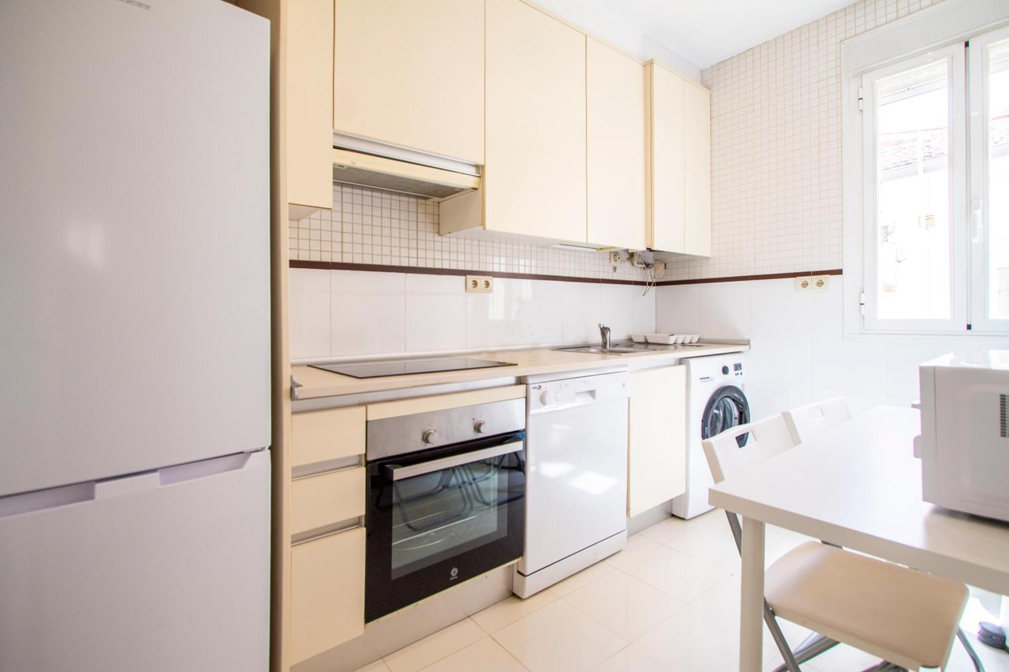 Apartamentos Dali Madrid Dış mekan fotoğraf