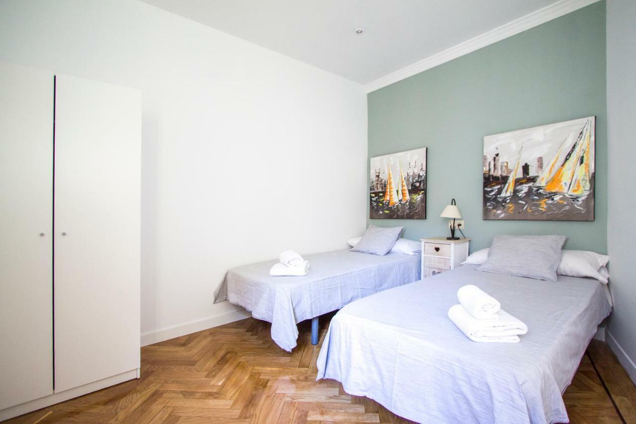Apartamentos Dali Madrid Dış mekan fotoğraf